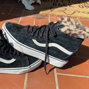 Vans Womens Sk8-Hi Platform Suede Lif High Top